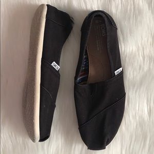Black Toms